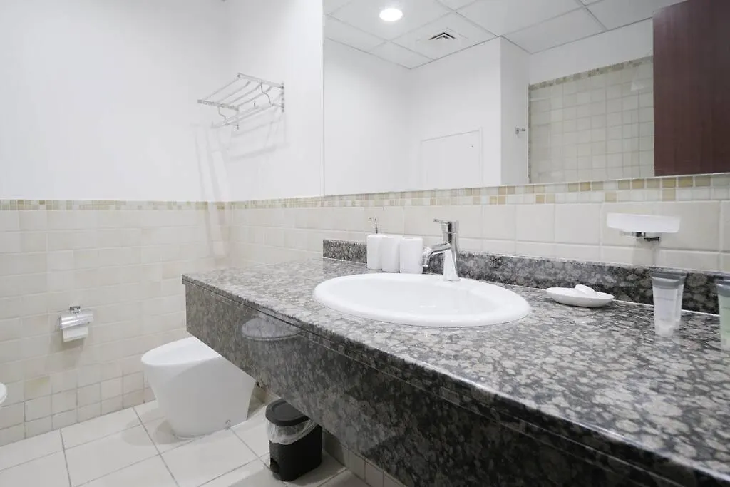 Stonetree - Furnished 1Br Apartment Near The Beach Dubai